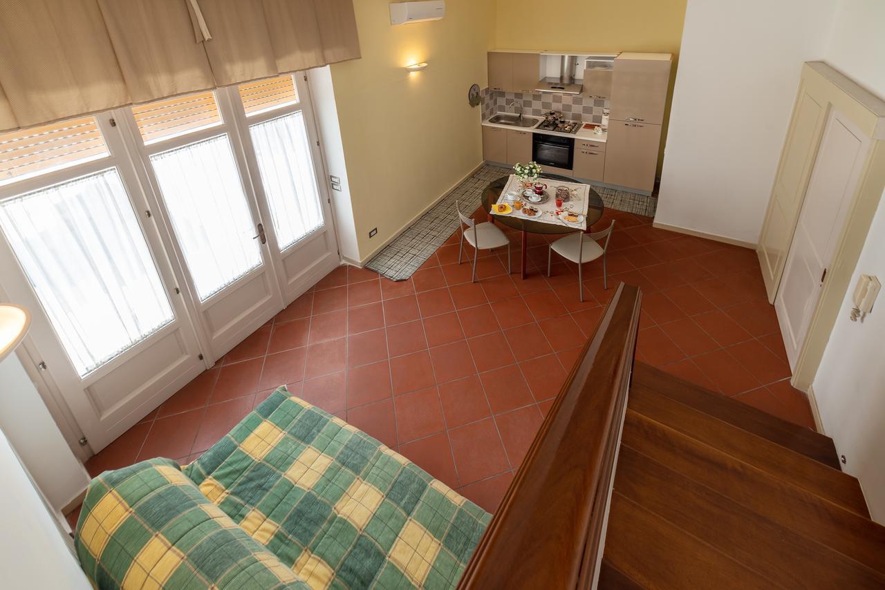 Villa Domus Salento Suites & Rooms Con Parcheggio Privato In Loco Lecce Exterior photo